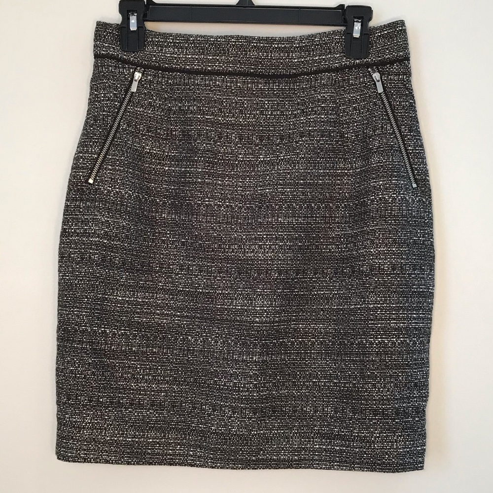 H&M tweed pencil skirt with zipper pockets